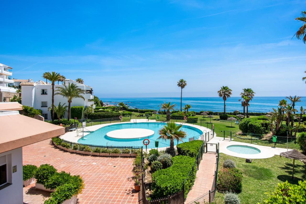 Frontline Beach Apartment Miraflores Sitio de Calahonda المظهر الخارجي الصورة