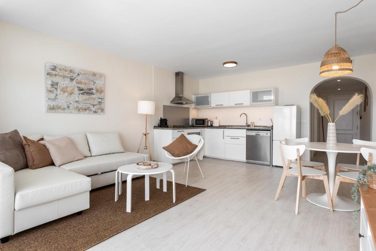 Frontline Beach Apartment Miraflores Sitio de Calahonda المظهر الخارجي الصورة