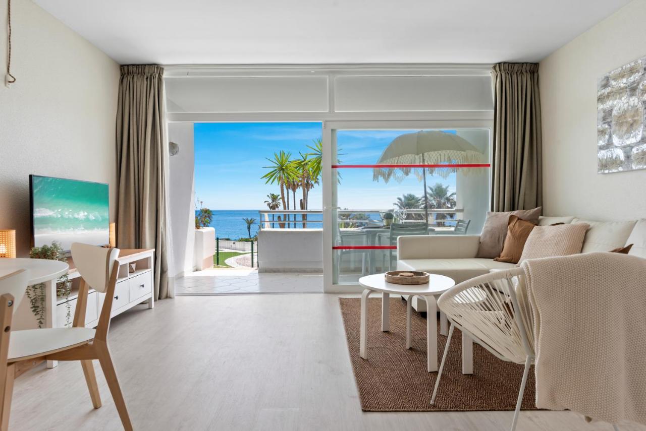 Frontline Beach Apartment Miraflores Sitio de Calahonda المظهر الخارجي الصورة