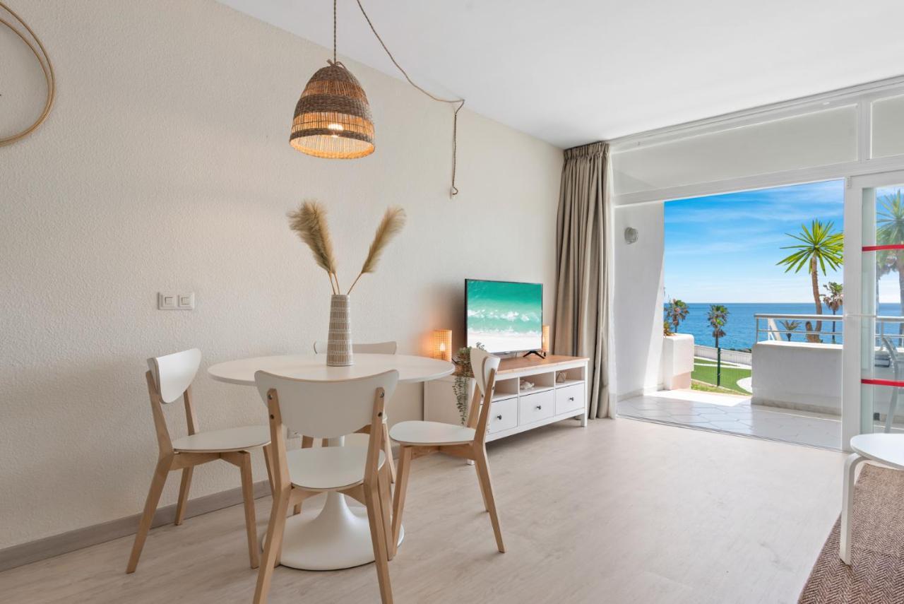 Frontline Beach Apartment Miraflores Sitio de Calahonda المظهر الخارجي الصورة